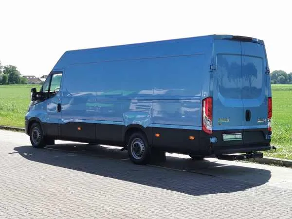 Iveco Daily 35S18 L3H2 AUT 3.0L Maxi Image 5